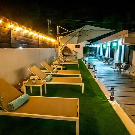Anika Boutique Suites Коко Екстериор снимка